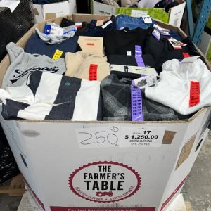 Clothes Liquidation Wholesale Pallet