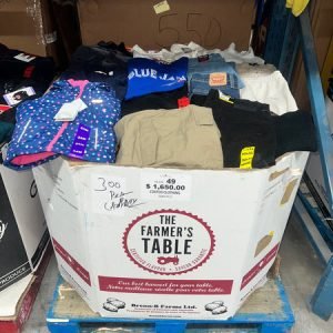 CW Clothing #49 | 300pcs | Liquidation Wholesale Pallet